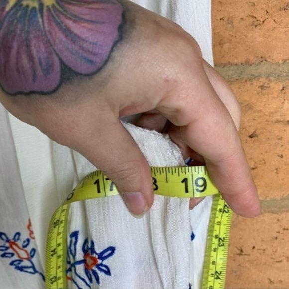 River Island White Gauzey Embroidered Kimono XS - Picture 11 of 11